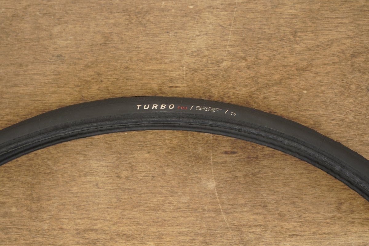 (1) 700x30C (30mm) Specialized Turbo Pro Gripton Clincher Road Tire