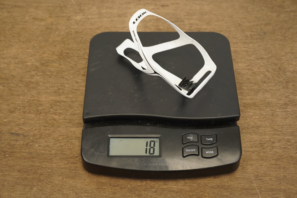 (1) LOOK Superlight Carbon Water Bottle Cage 18g