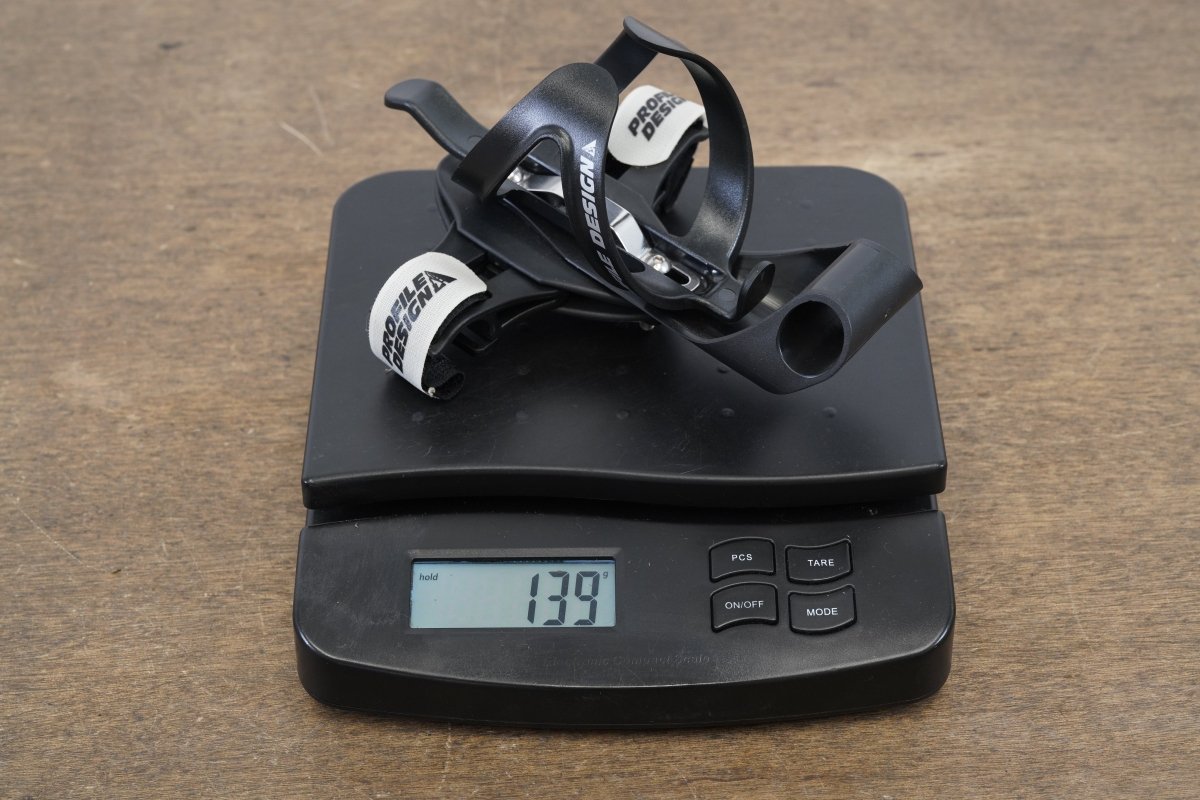 (1) Profile Design Aero HC Aerobar Mount Hydration System