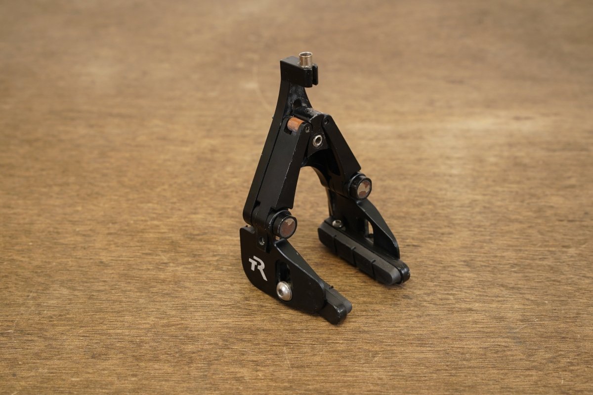 (1) Rear TriRig Aero Standard Center Mount Brake Caliper