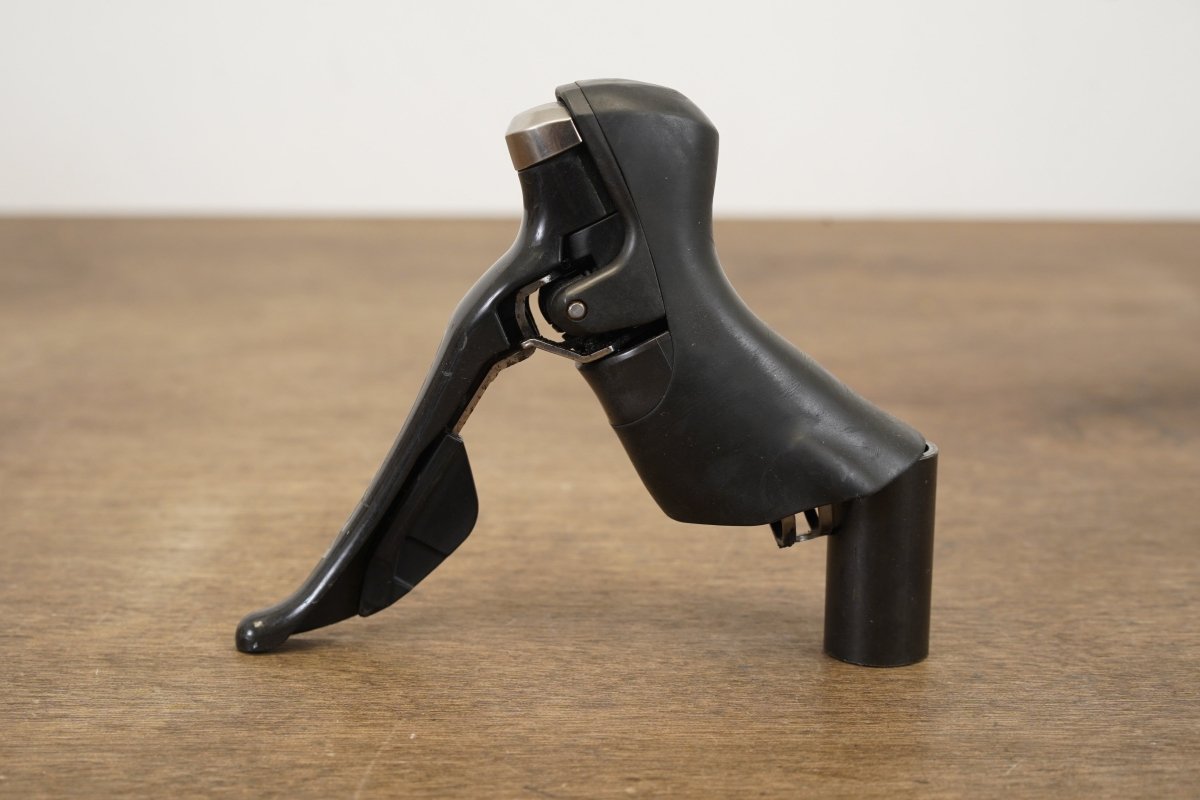 (1) RIGHT Shimano Ultegra ST-6800 11 Speed Rim Brake Shifter