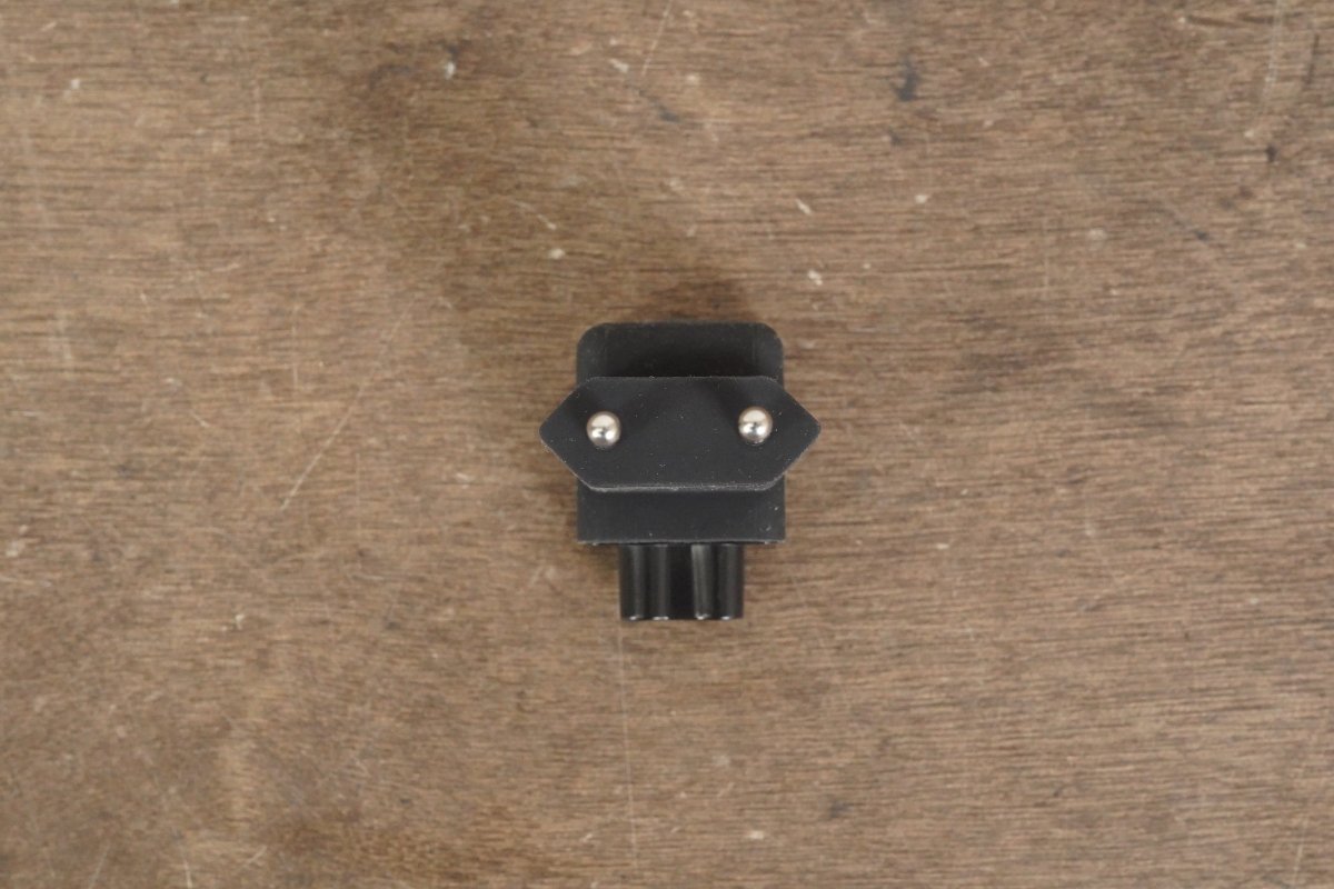 (1) Sram Red eTap World Plug Adaptor Type C