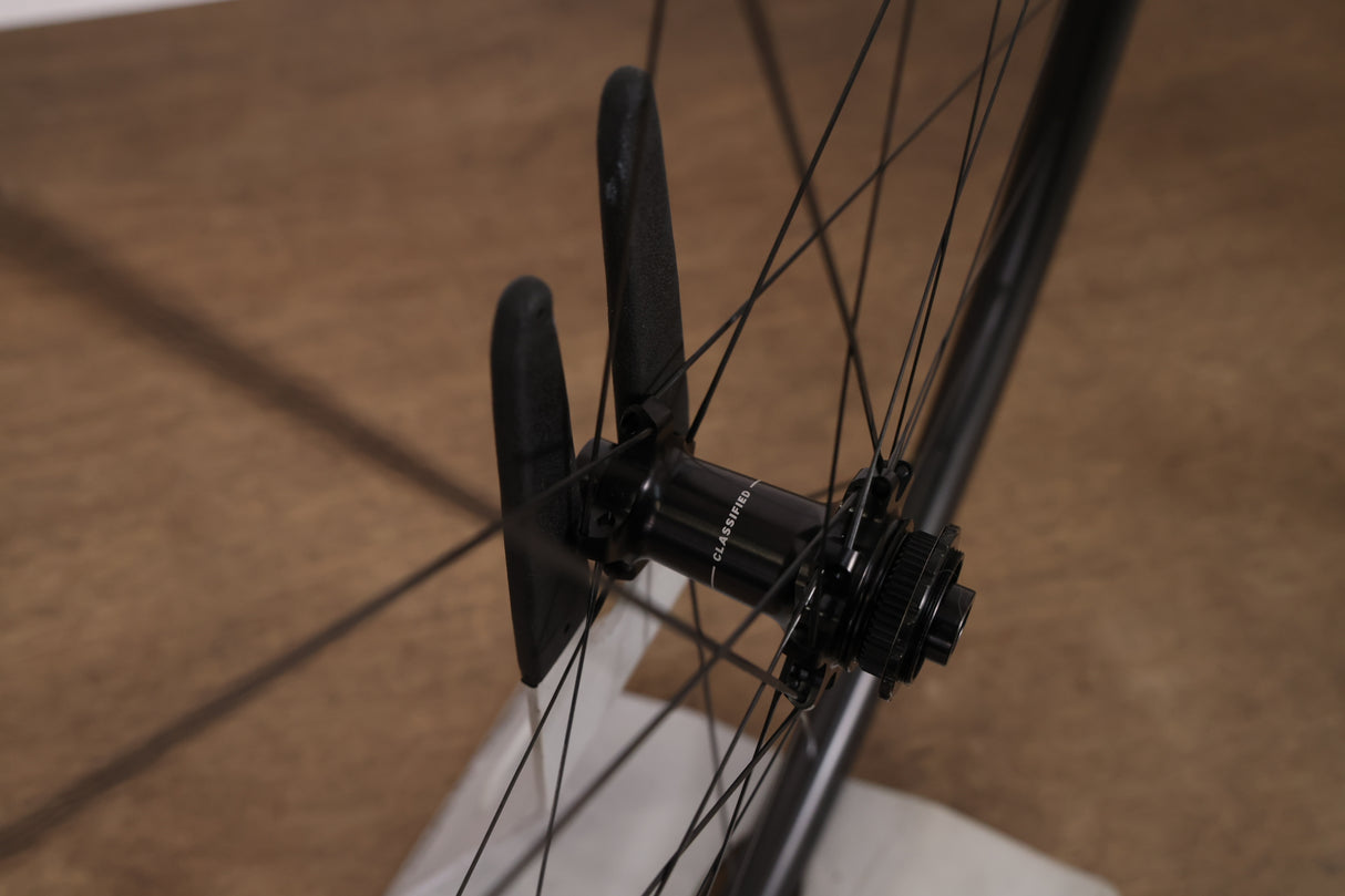 Classified G30 Carbon Tubeless Disc Brake Gravel Wheelset TRP Powershift