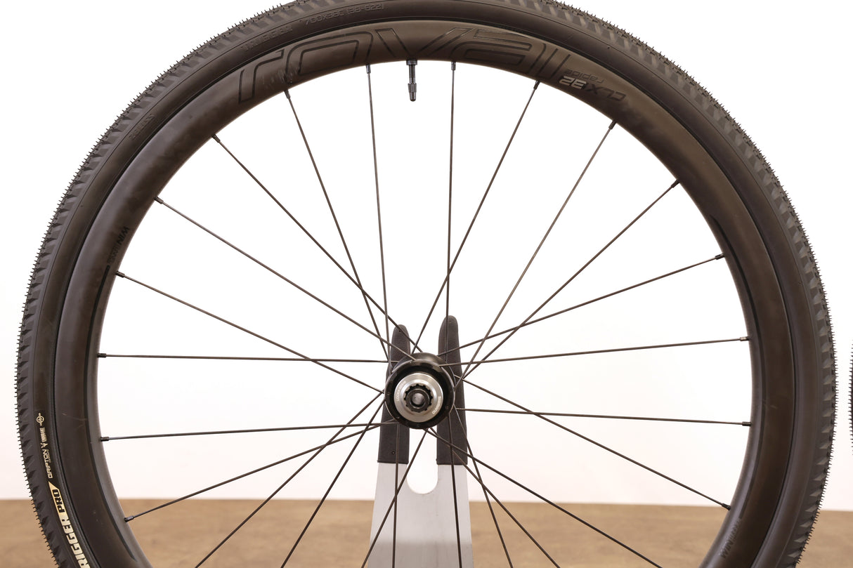 Roval CLX 32 Carbon Tubeless Clincher Disc Brake Wheelset Shimano/SRAM 11 Speed
