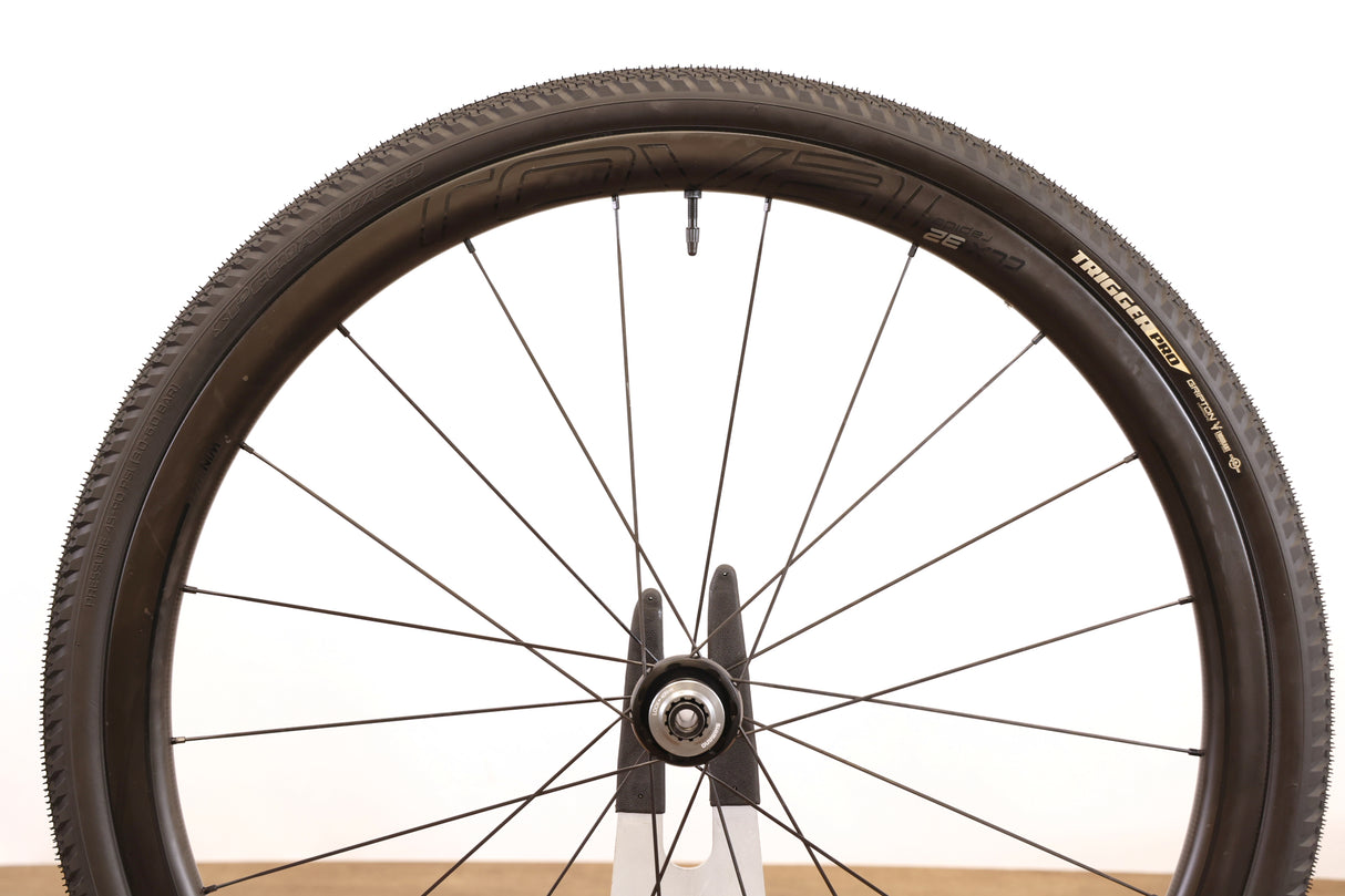 Roval CLX 32 Carbon Tubeless Clincher Disc Brake Wheelset Shimano/SRAM 11 Speed