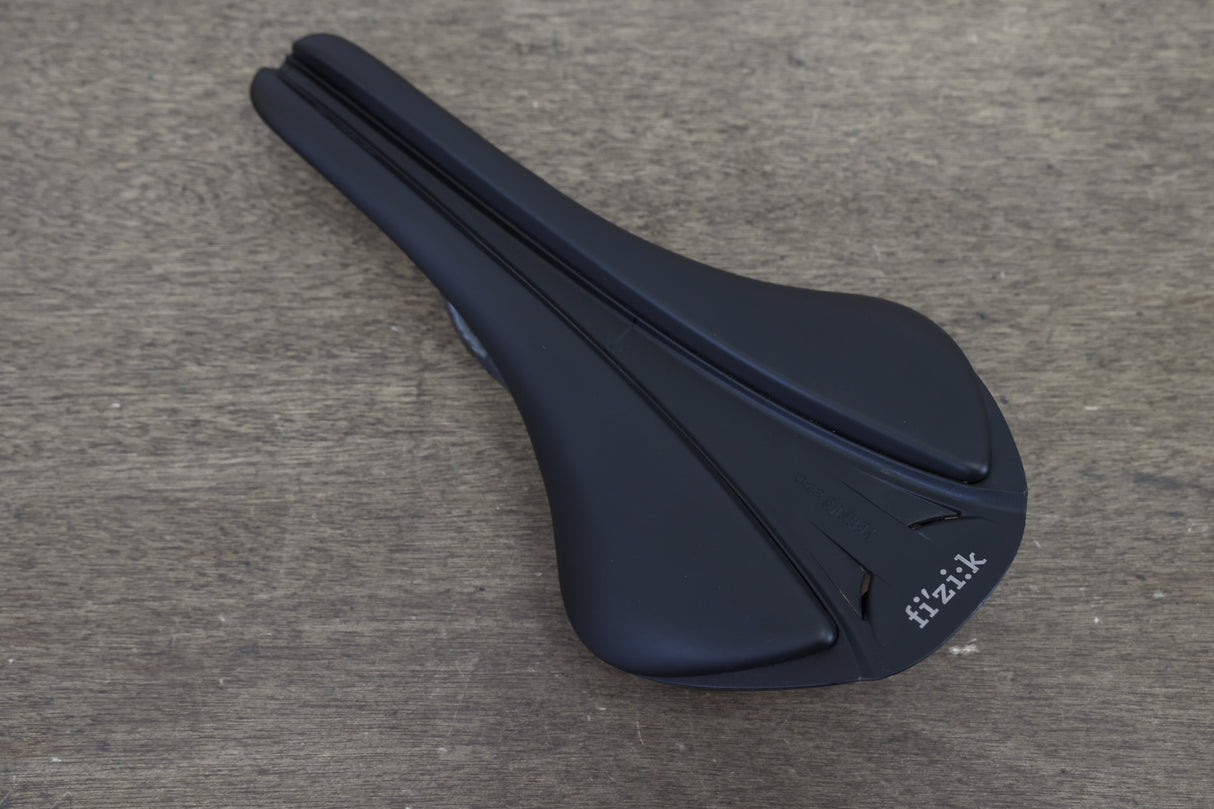 139mm Fizik Antares R1 Versus Evo Adaptive Carbon Road Saddle 174g