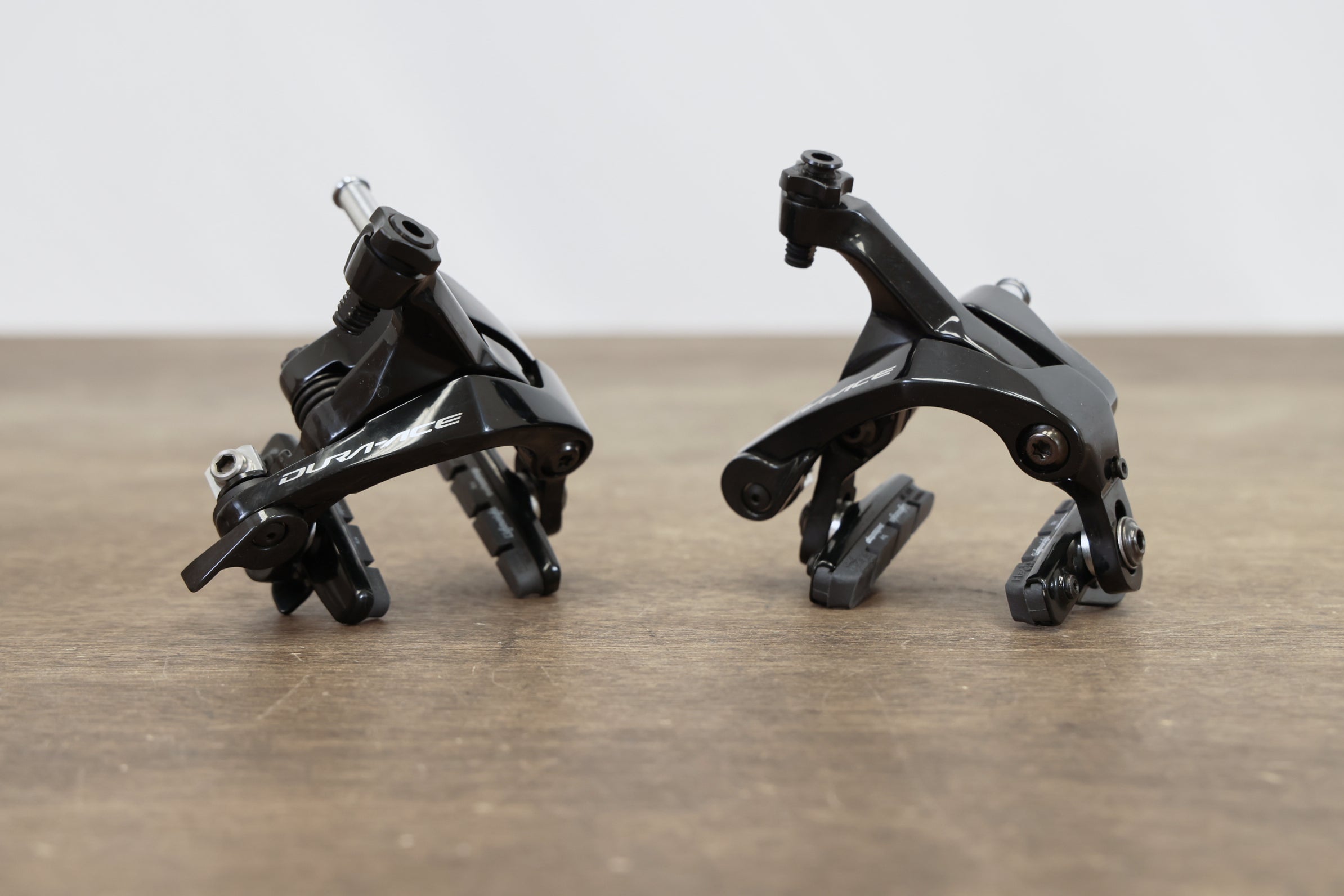 Shimano Dura-Ace BR-R9100 Standard Center Mount Rim Brake Calipers