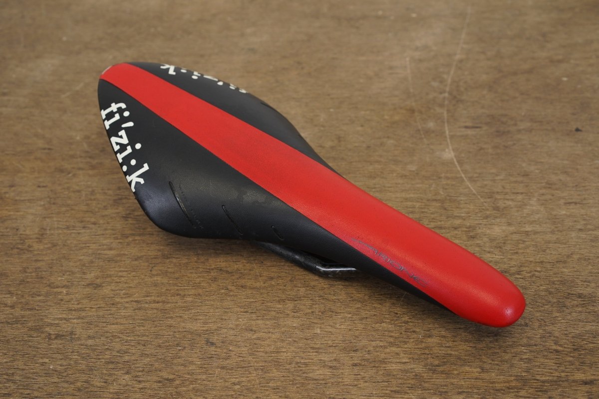 126mm (Regular) Fizik Arione R1 Carbon Rail Road Saddle 152g