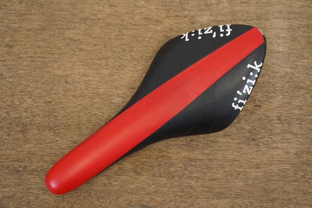 126mm (Regular) Fizik Arione R1 Carbon Rail Road Saddle 152g