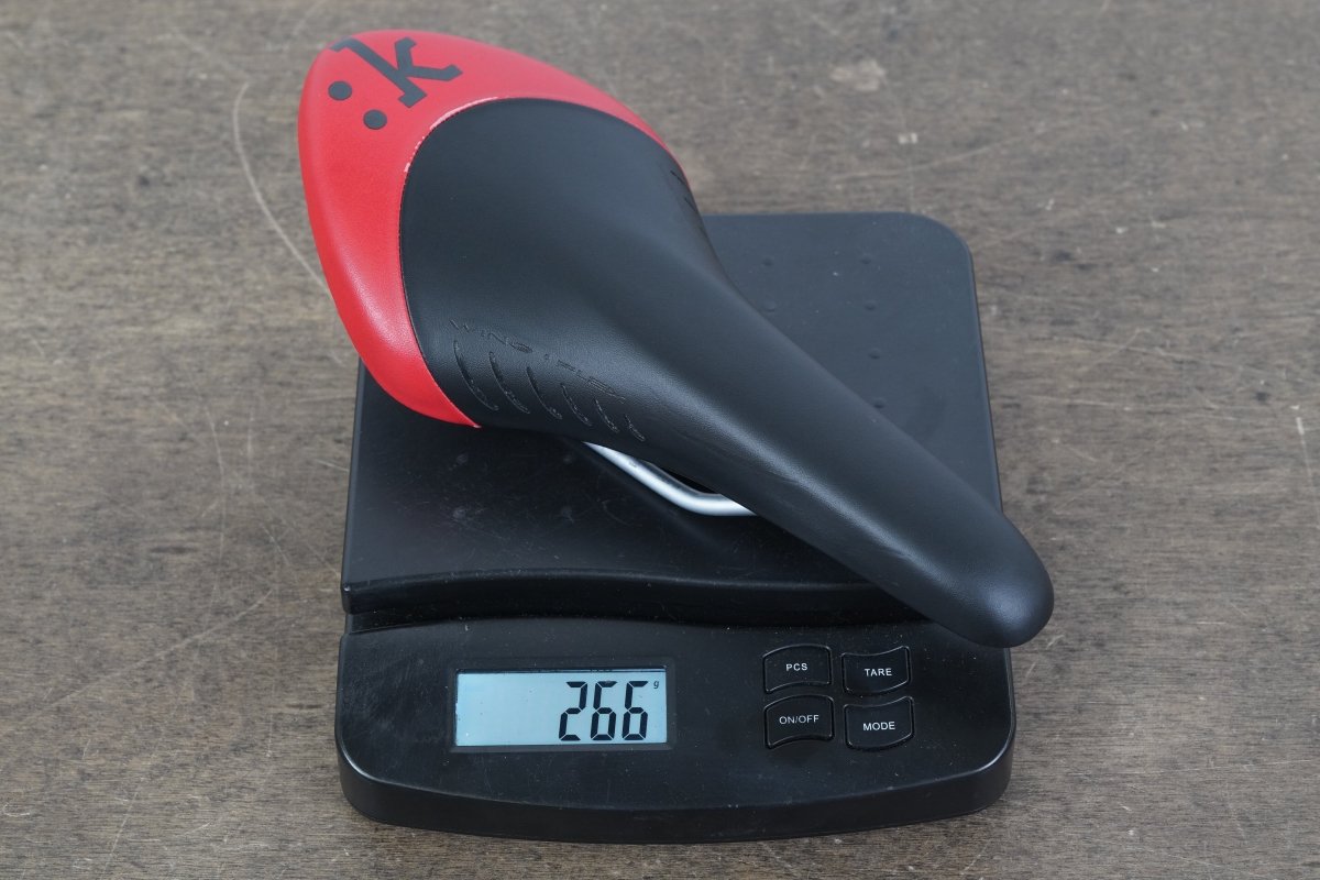 132mm Fizik Arione Tri 2 Manganese Rail Road Saddle 266g