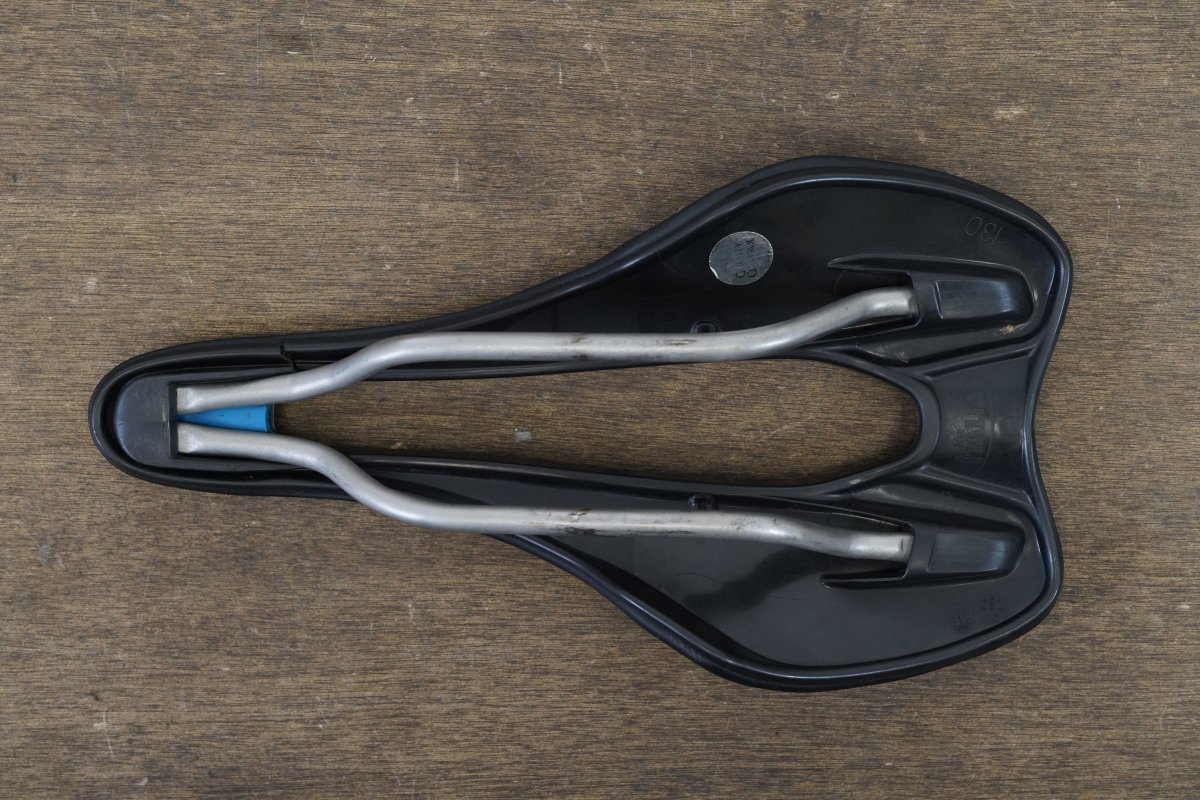 132mm Selle Italia SLR Superflow Boost Titanium Rail Road Saddle 164g
