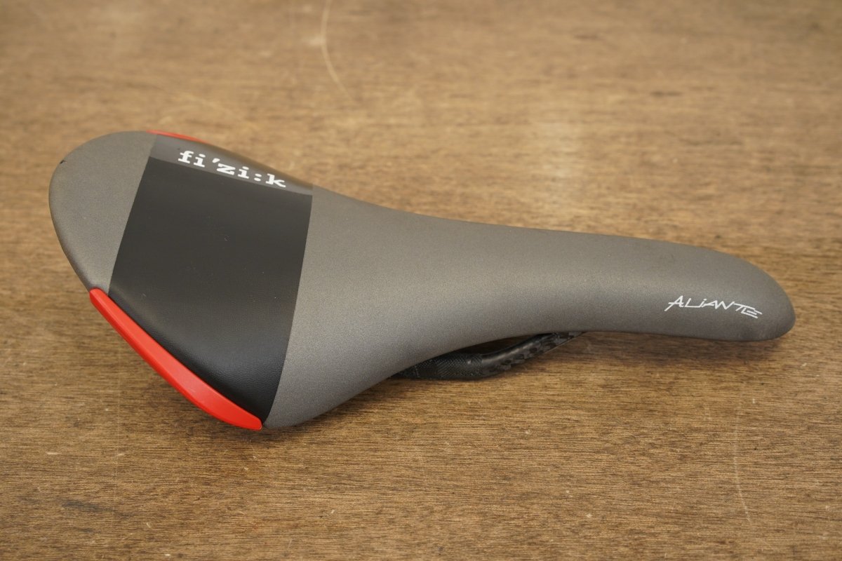 135mm Fizik Aliante R3 Carbon Rail Road Saddle 189g