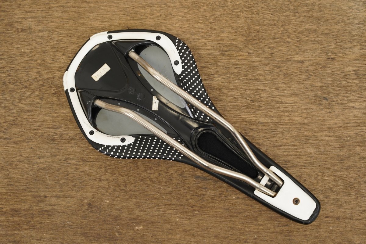 135mm Giant Velo Alloy Rail Road Saddle 348g