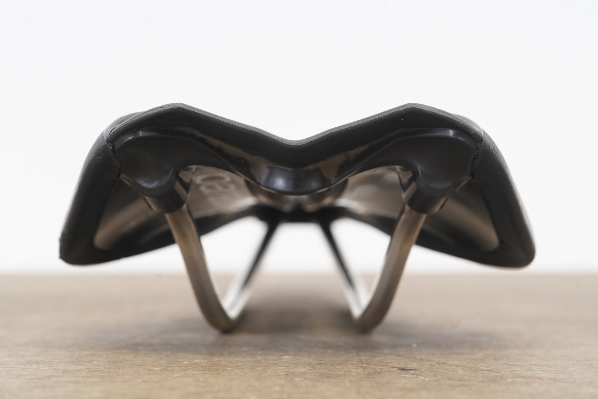 138mm Bontrager Paradigm RL Titanium Rail Road Saddle 229g