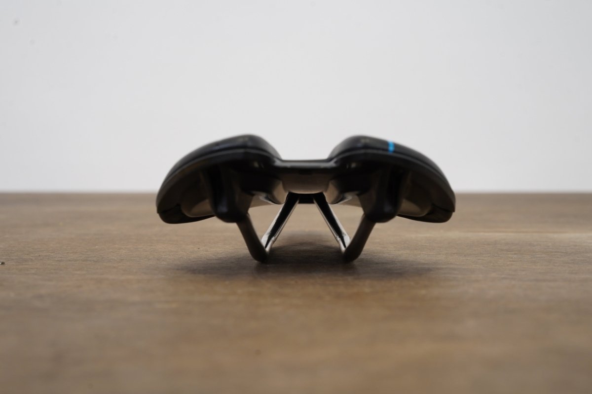 138mm Giant Contact SL Particle Flow SST Alloy Rail Road Saddle 226g