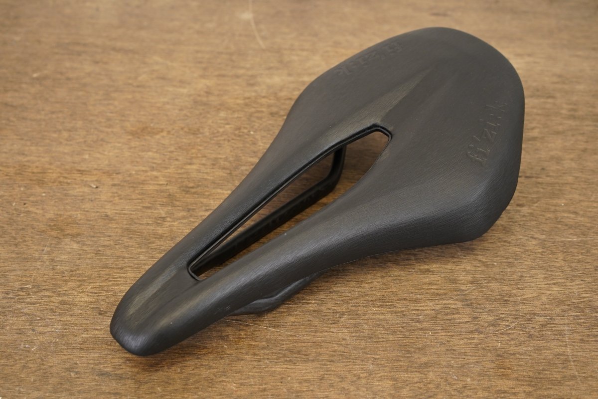140mm Fizik Argo Vento 00 Carbon Rail Road Saddle 139g