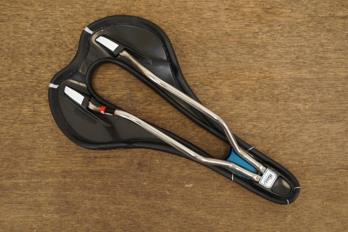 140mm Selle Italia SLR Superflow Titanium 316 Rail Road Saddle 186