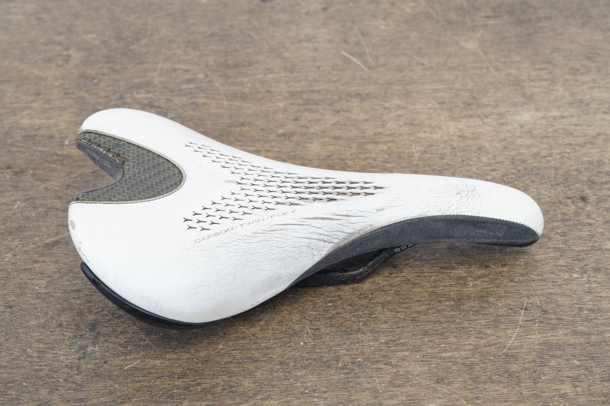 142mm Fizik Aliante XM Carbon Rail Road Saddle 228g