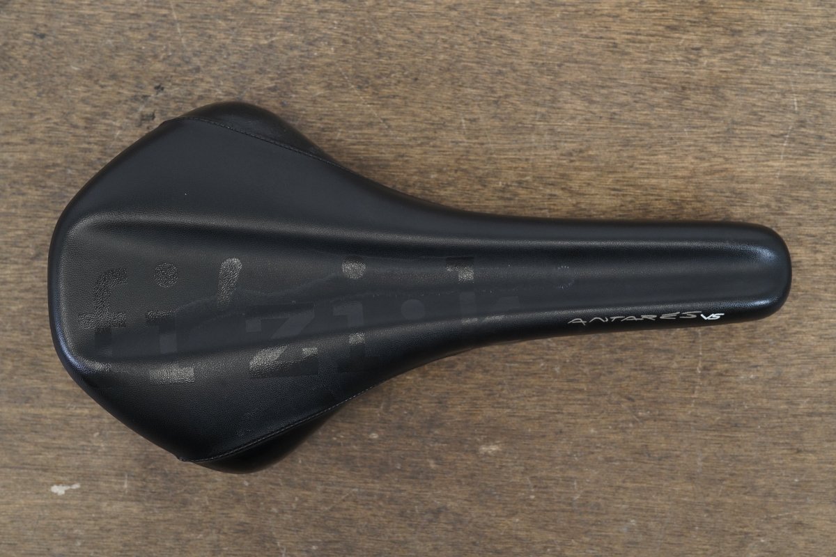 143mm Fizik Antares VS Kium Rail Road Saddle 220g