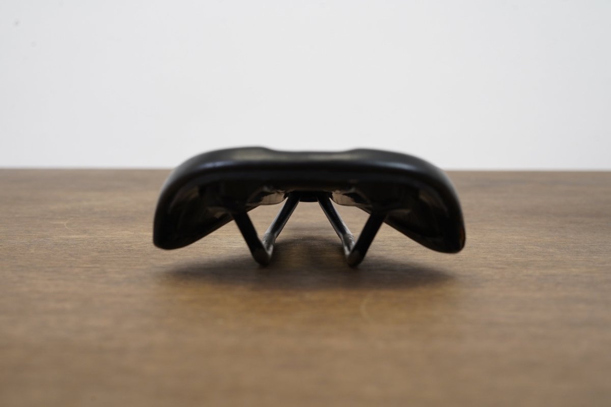 143mm Specialized Phenom Comp Cr-Mo Rail Road Saddle 238g