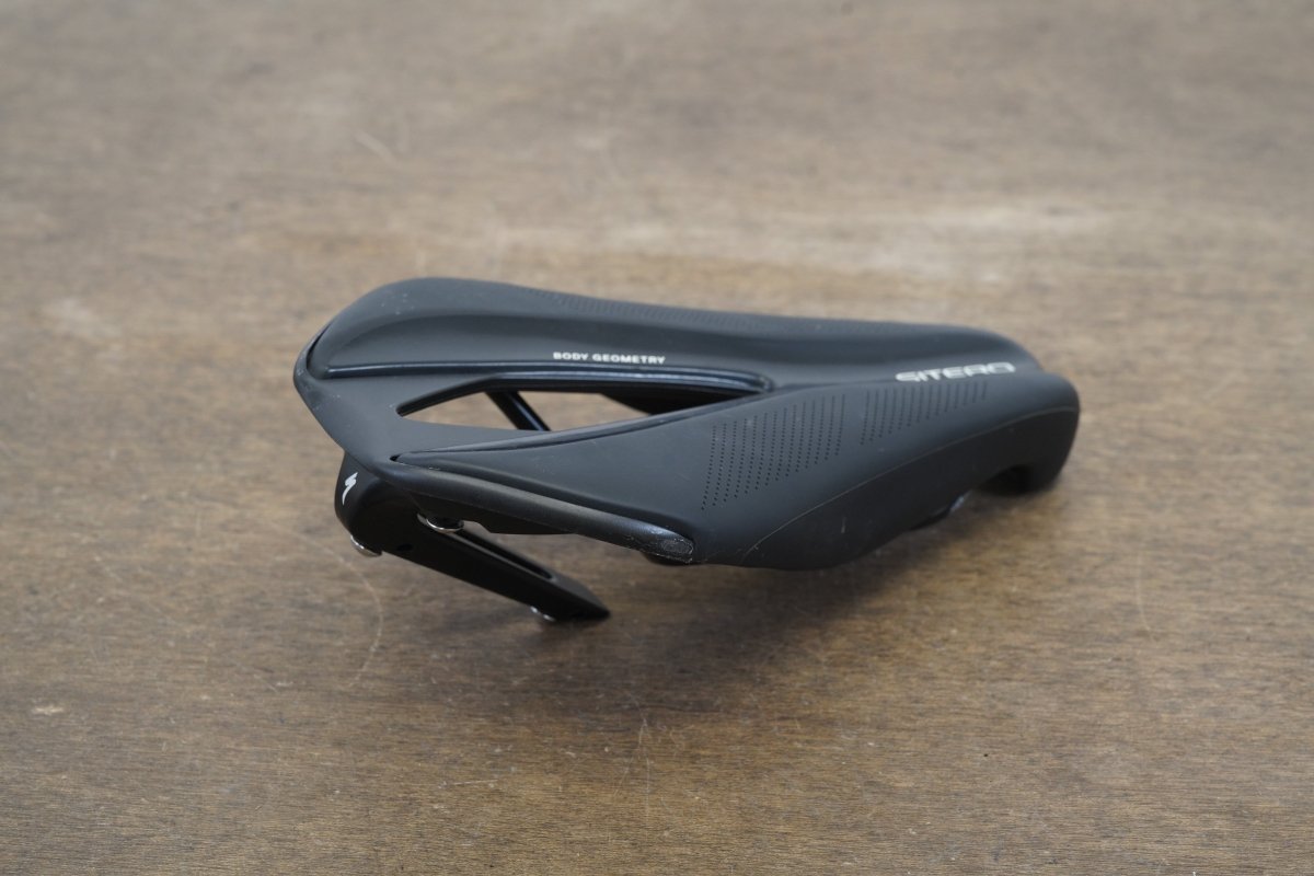 143mm Specialized Sitero Comp Cr-Mo TT Triathlon Saddle + Bottle Cage Mount 317g