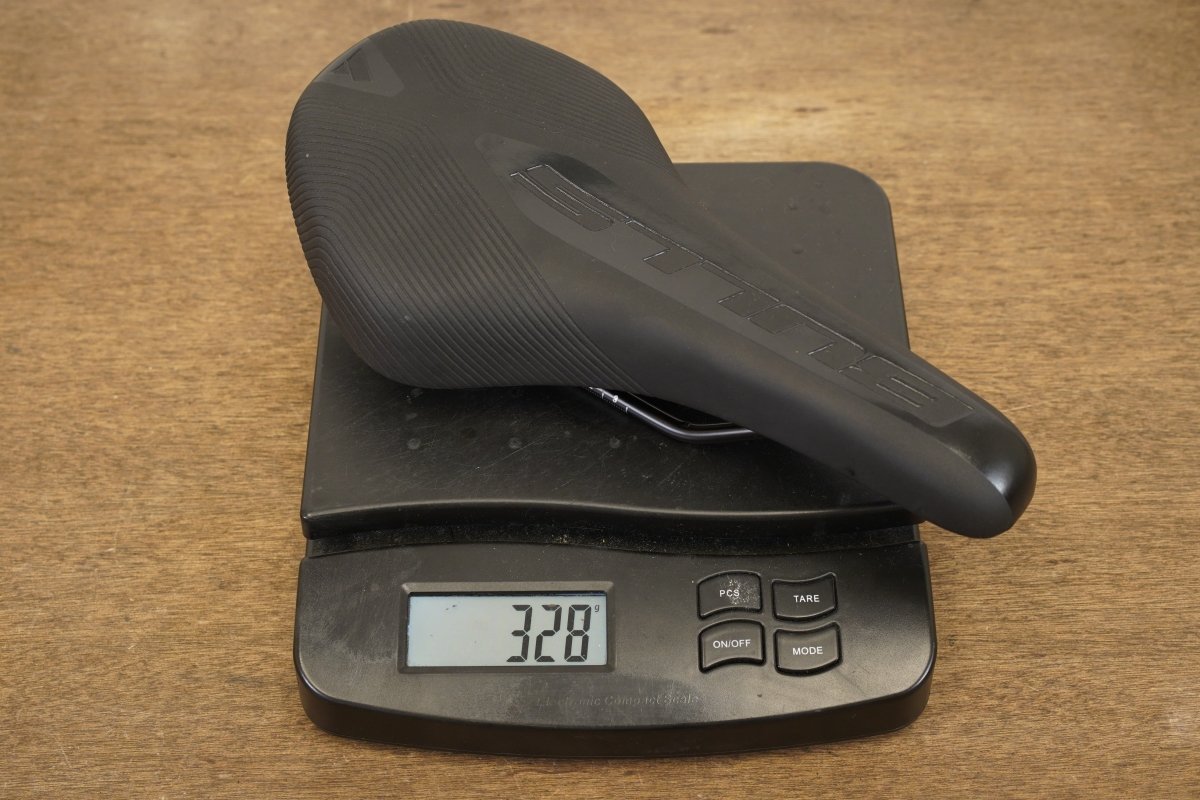144mm Selle Royal Bulls Chromoly Rail Road Saddle 328g