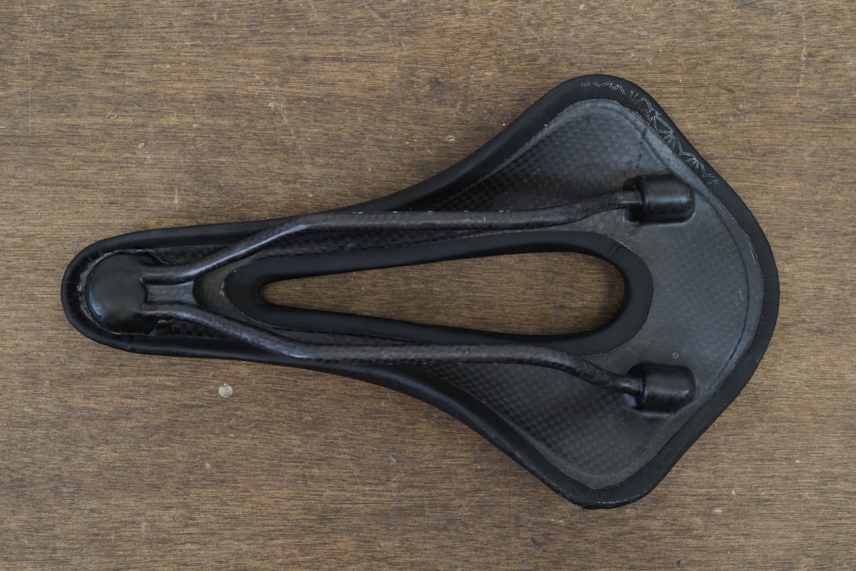 144mm VYCE Pack Light Carbon Rail Road Bike Saddle 123g