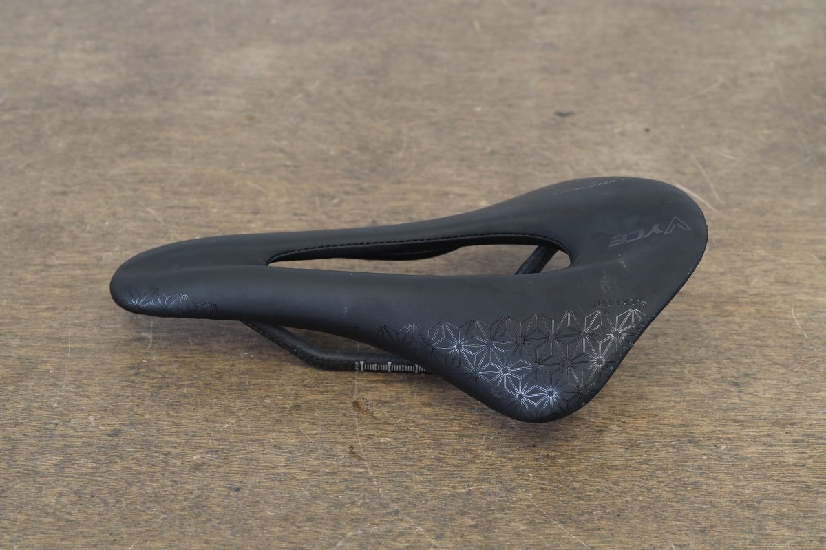 144mm VYCE Pack Light Carbon Rail Road Bike Saddle 123g