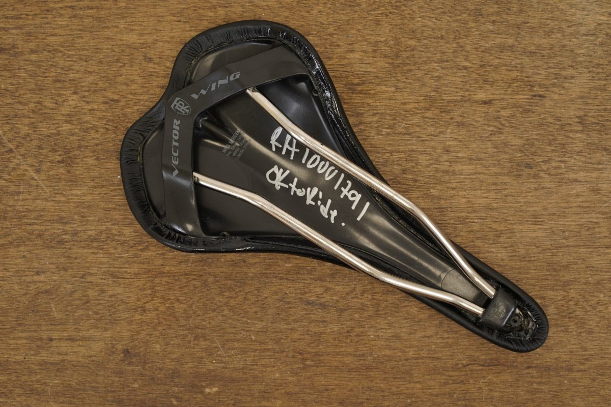145mm Ritchey WCS Streem Vector Wing CRN/Ti Rail Road Saddle 212g