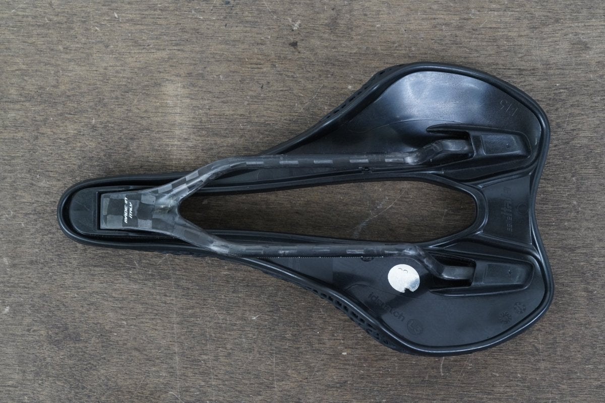 145mm Selle Italia SLR 3D Carbonio Superflow Boost Carbon Rail Road Saddle 172g