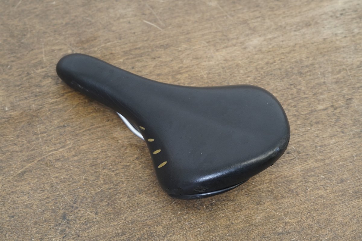 147mm Fizik Rondine Cr-Mo Rail Road Saddle 302g