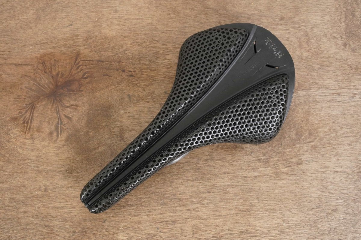 149mm Fizik Antares R1 Versus Evo Adaptive Carbon Road Saddle 183g
