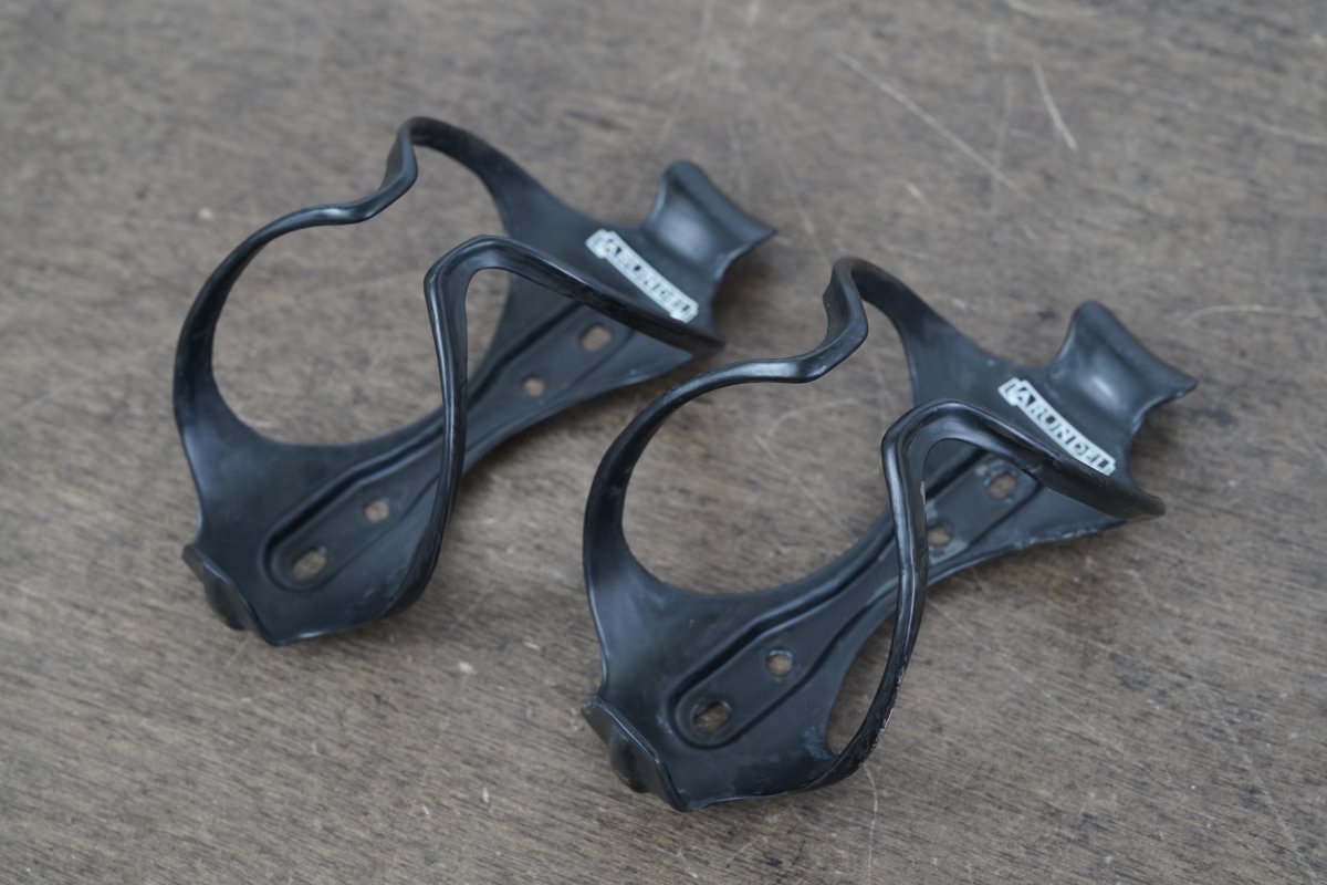 (2) Arundel Mandible Carbon Water Bottle Cages 50g