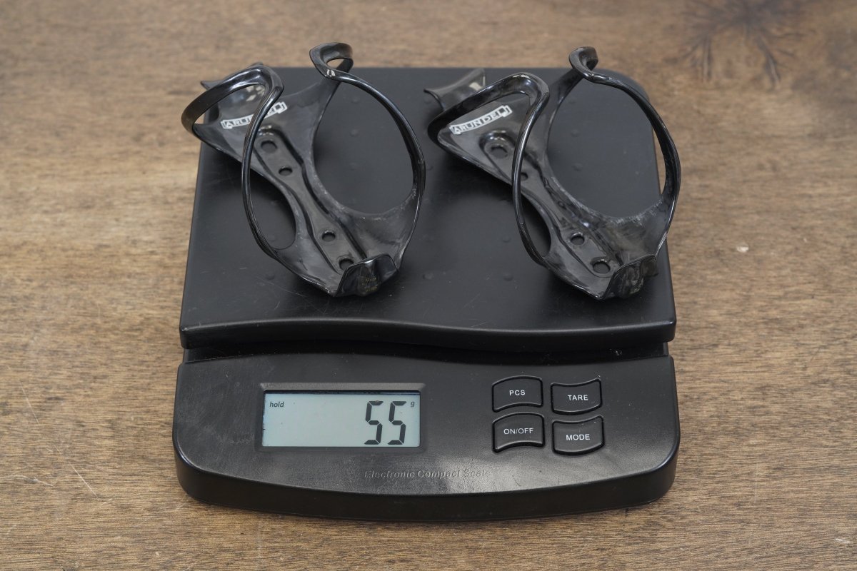 (2) Arundel Mandible Carbon Water Bottle Cages 55g