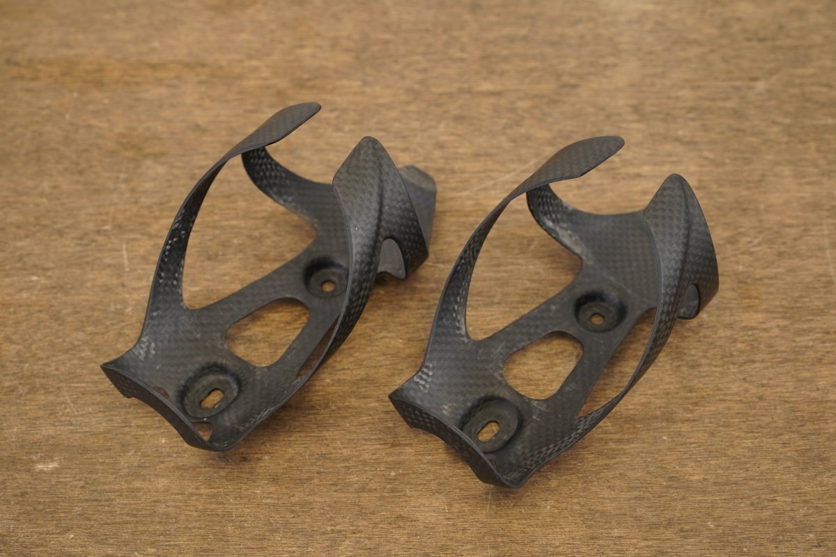 (2) Carbon Water Bottle Cages 47g