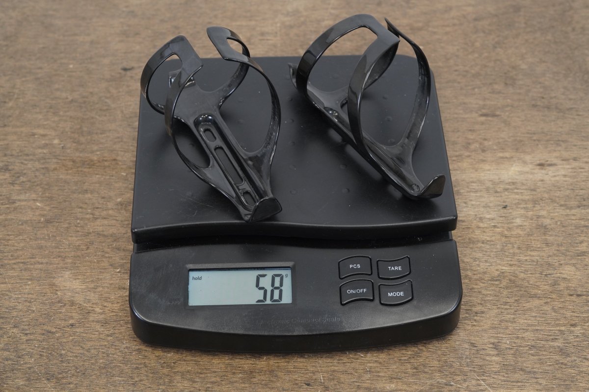 (2) Carbon Water Bottle Cages 58g