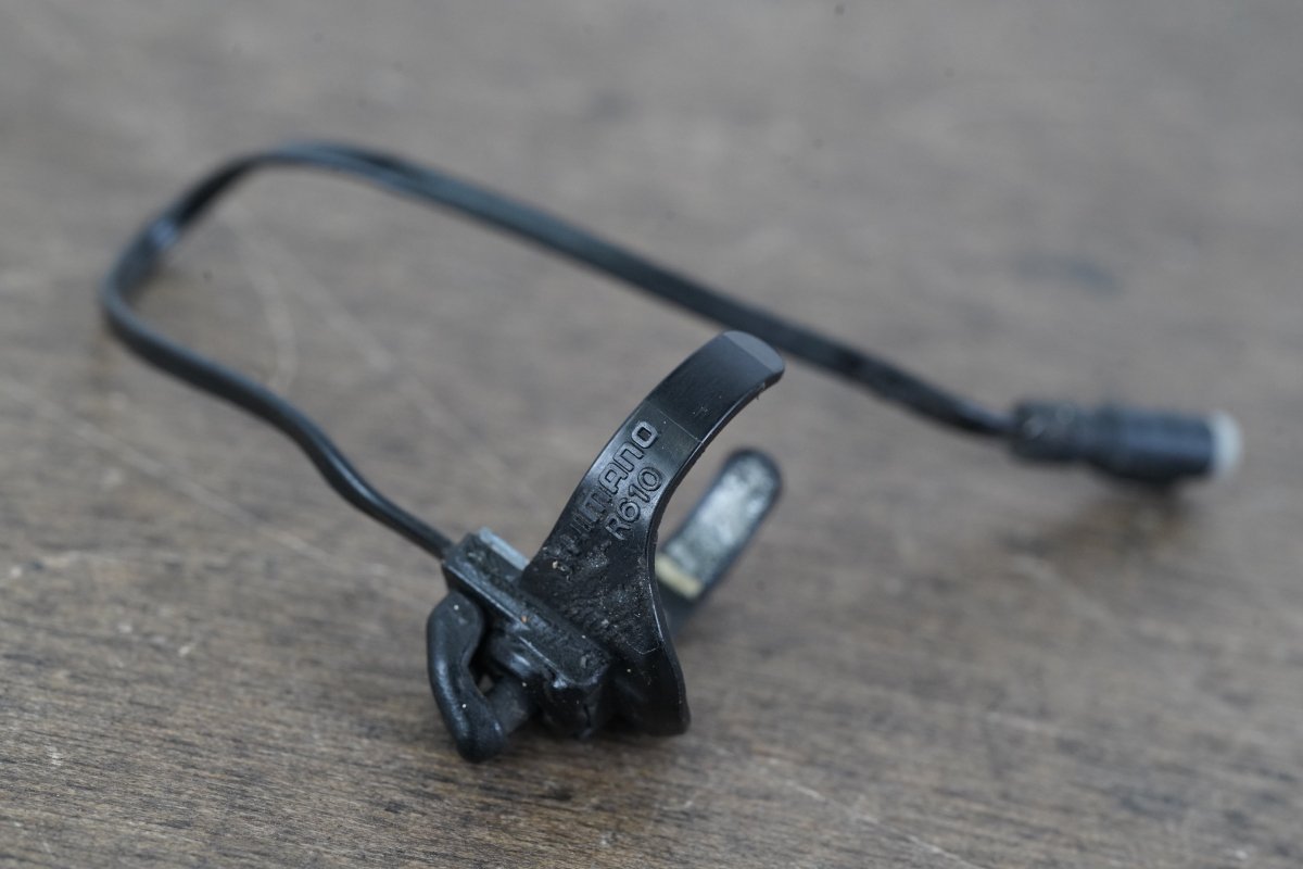 (2) Shimano SW-R610 Di2 Sprint Shifters