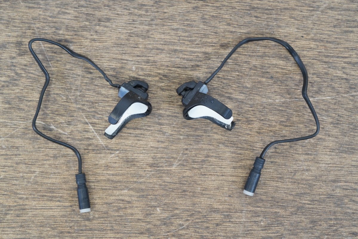 (2) Shimano SW-R610 Di2 Sprint Shifters