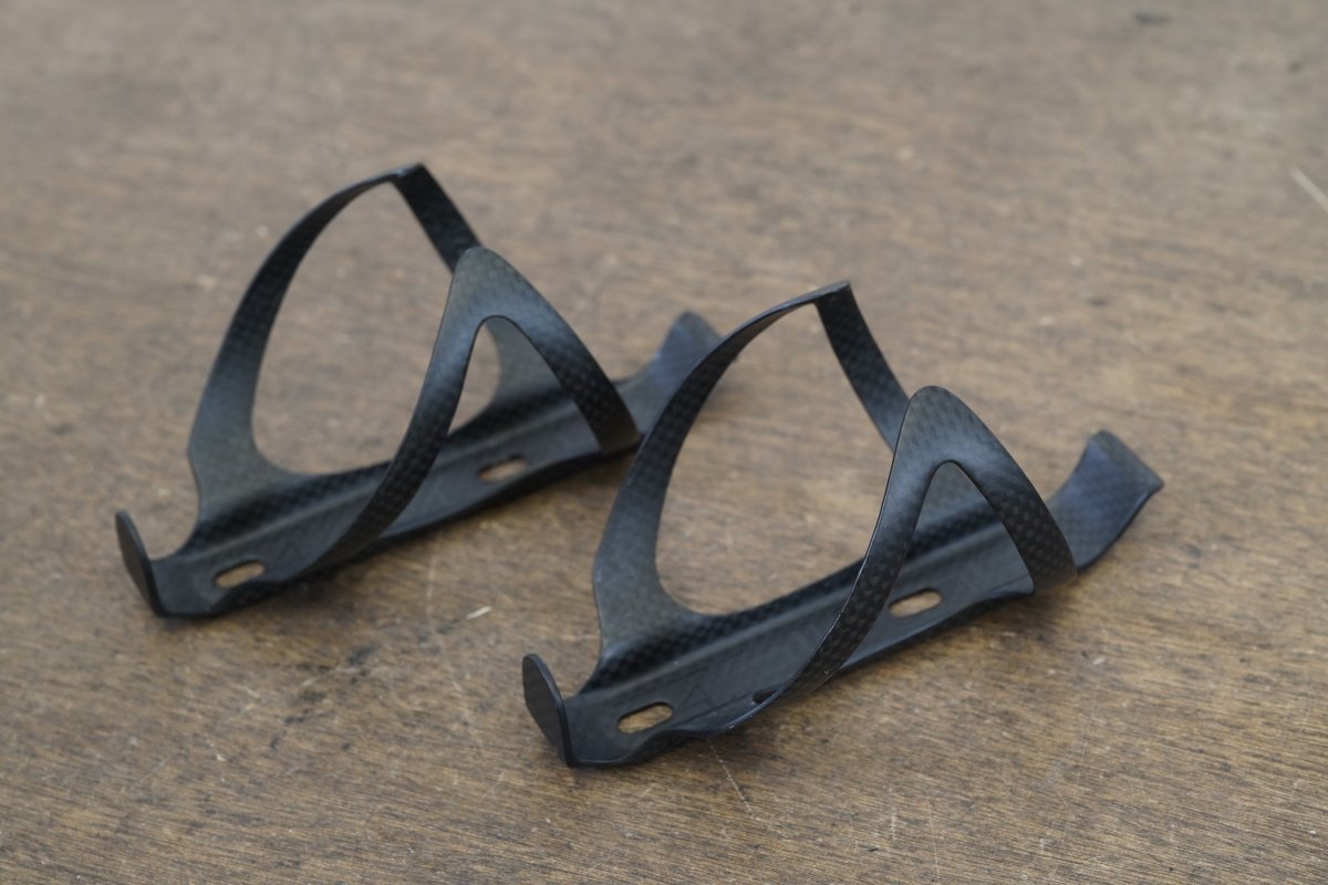 (2) Supacaz Fly Cage Carbon Water Bottle Cages 44g
