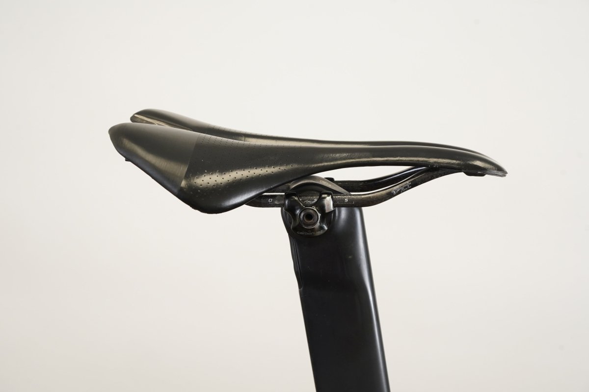 2019 56cm Specialized S-WORKS Venge Dura-Ace R9170 Di2 Roval Carbon Disc Bike