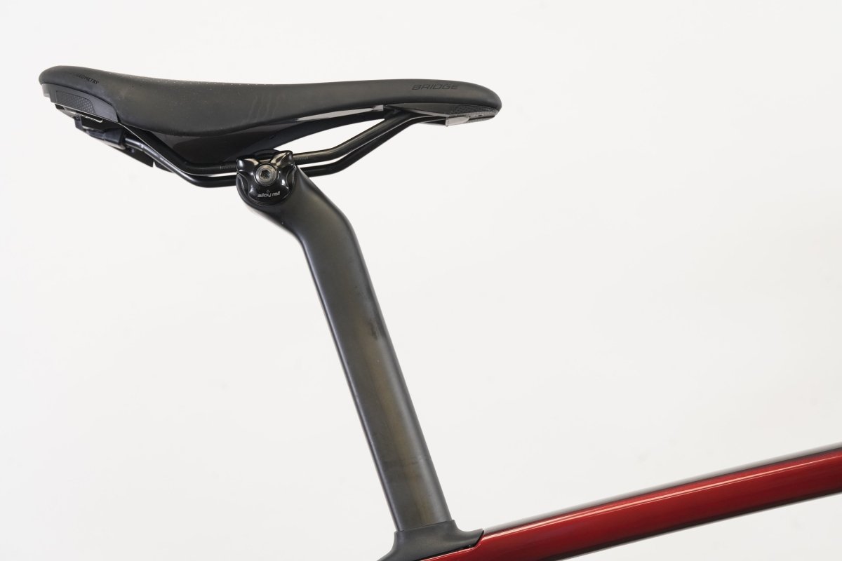 2020 56cm Specialized Roubaix Expert Ultegra Di2 Roval Carbon Disc Road Bike