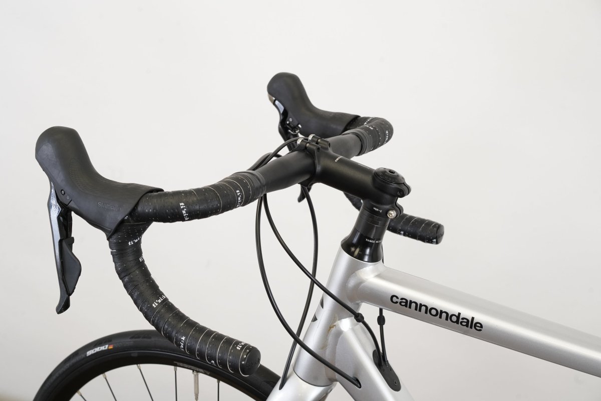 2021 56cm Cannondale CAAD13 Ultega R8000 Alloy Disc Road Bike