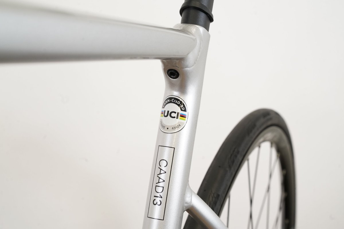 2021 56cm Cannondale CAAD13 Ultega R8000 Alloy Disc Road Bike