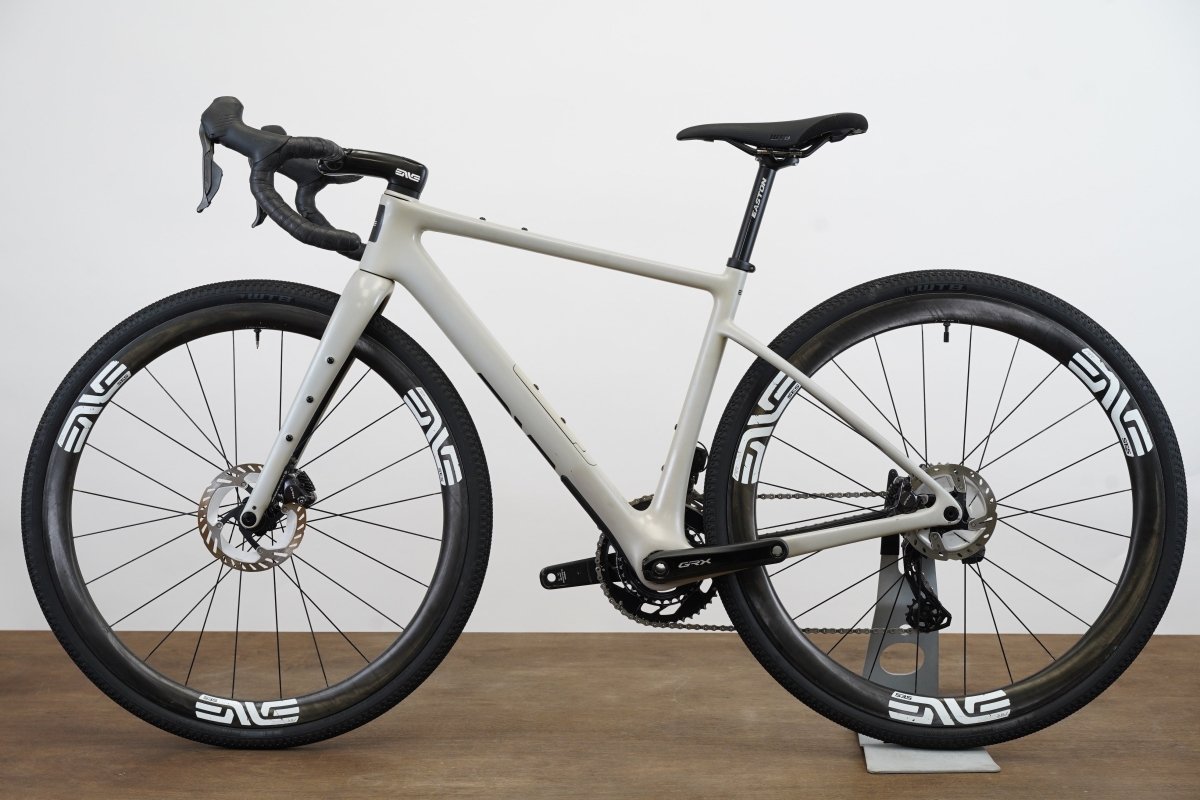 2023 52cm ENVE MOG Shimano GRX RX825 Di2 12 Speed Disc Brake ENVE Gravel Bike
