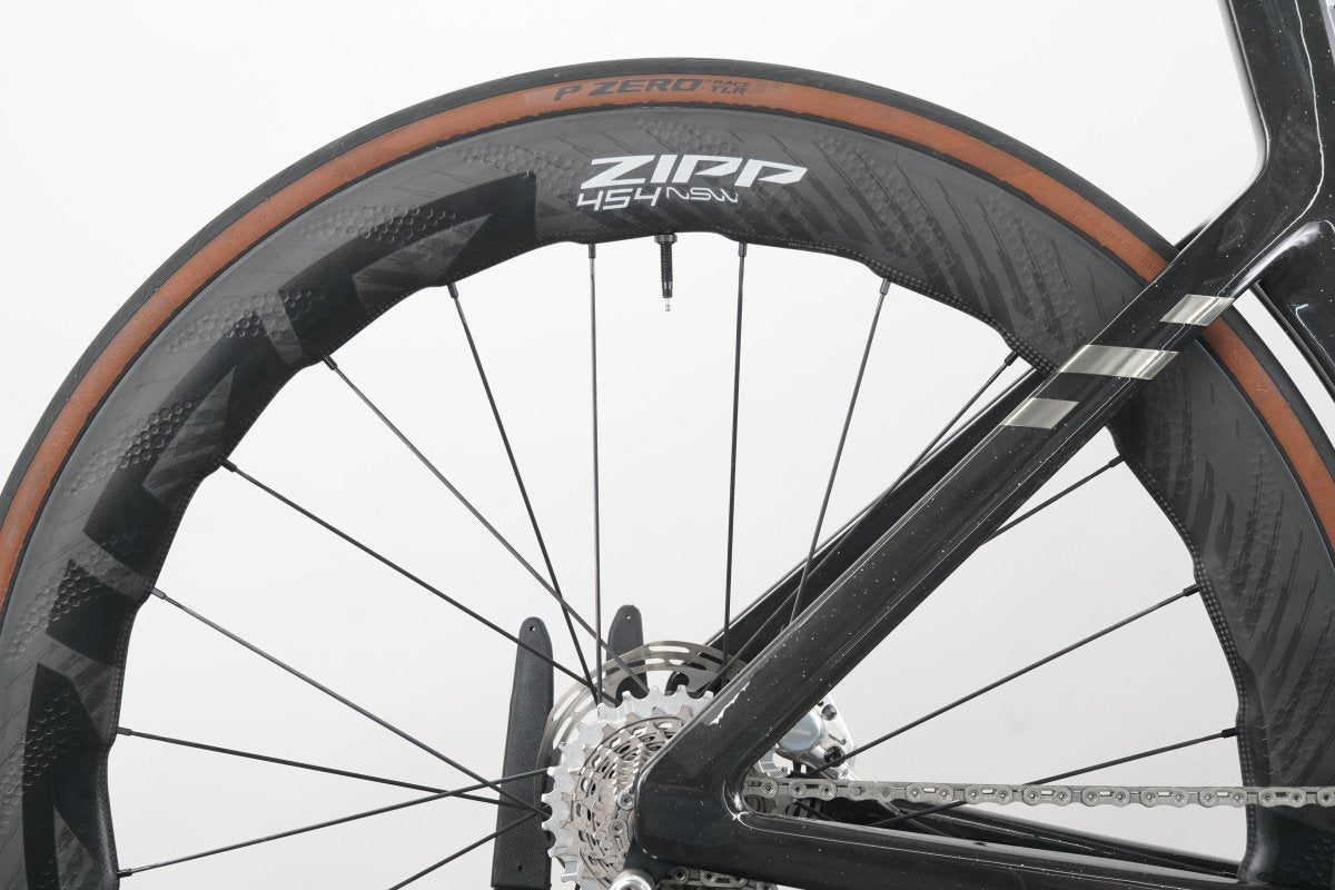 2025 L Canyon Aeroad CFR SRAM Red AXS E1 Zipp 454 NSW ZR1 Carbon Disc Road Bike