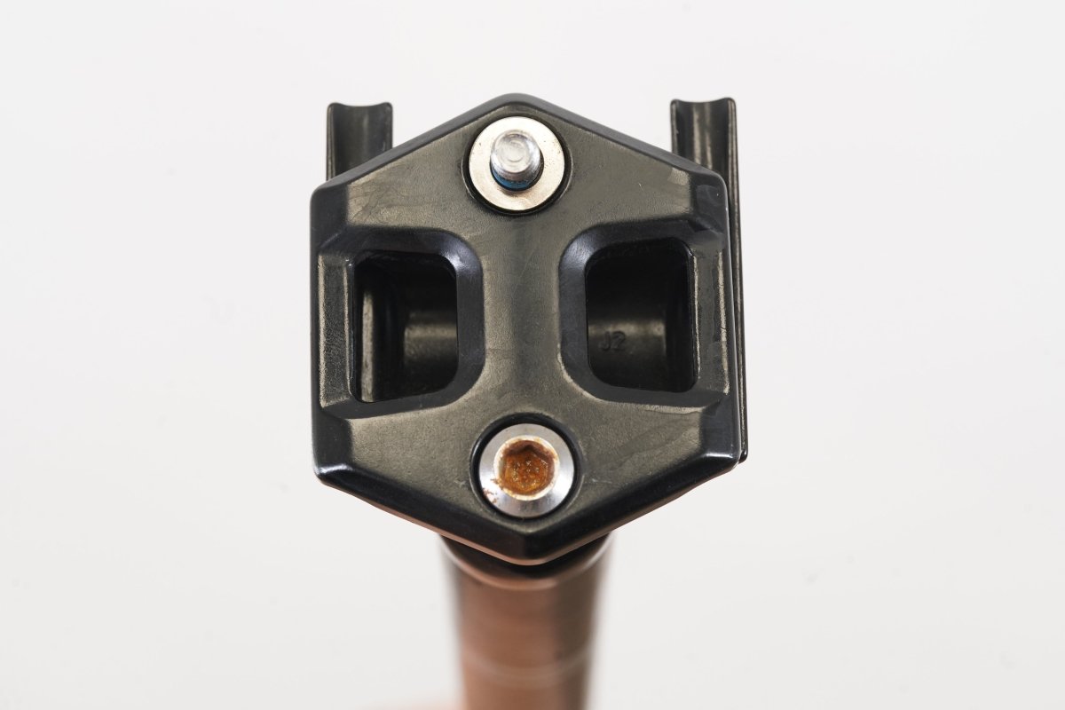 25.4mm Cannondale C2 Carbon Alloy Setback Road Seatpost