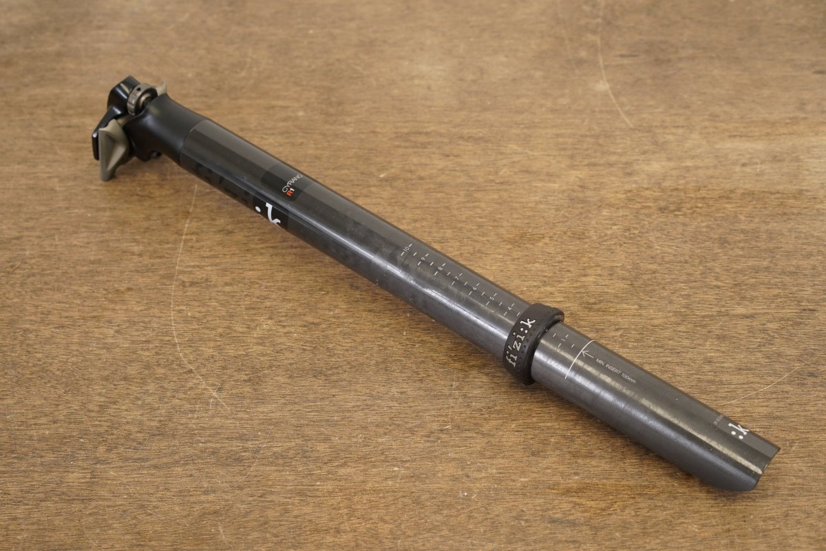 31.6mm Fizik Cyrano R1 Carbon Alloy Setback Road Seatpost