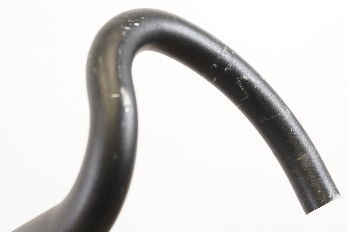 38cm Oval Concepts 310 Alloy Road Handlebar 31.8mm
