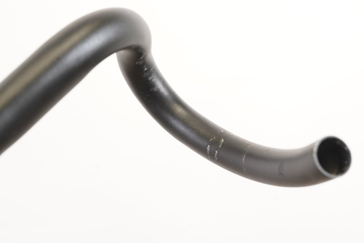 38cm Oval Concepts 310 Alloy Road Handlebar 31.8mm
