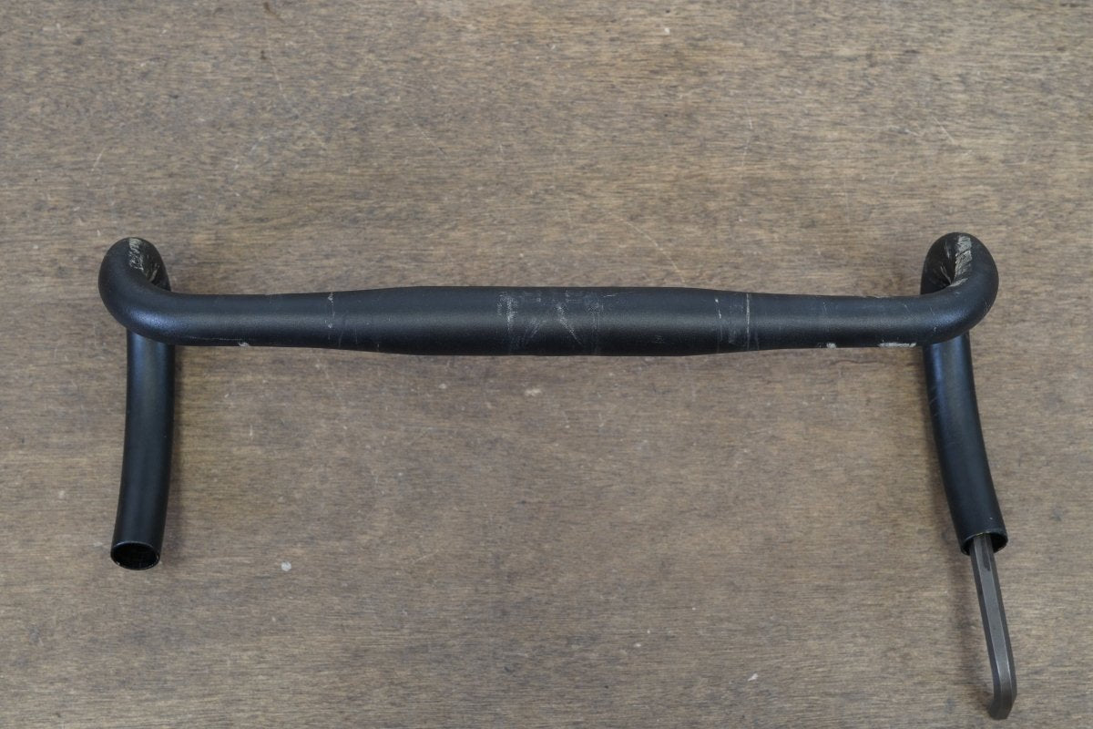 40cm Bontrager Race VR-S Alloy Short And Shallow Compact Handlebar 31.8mm